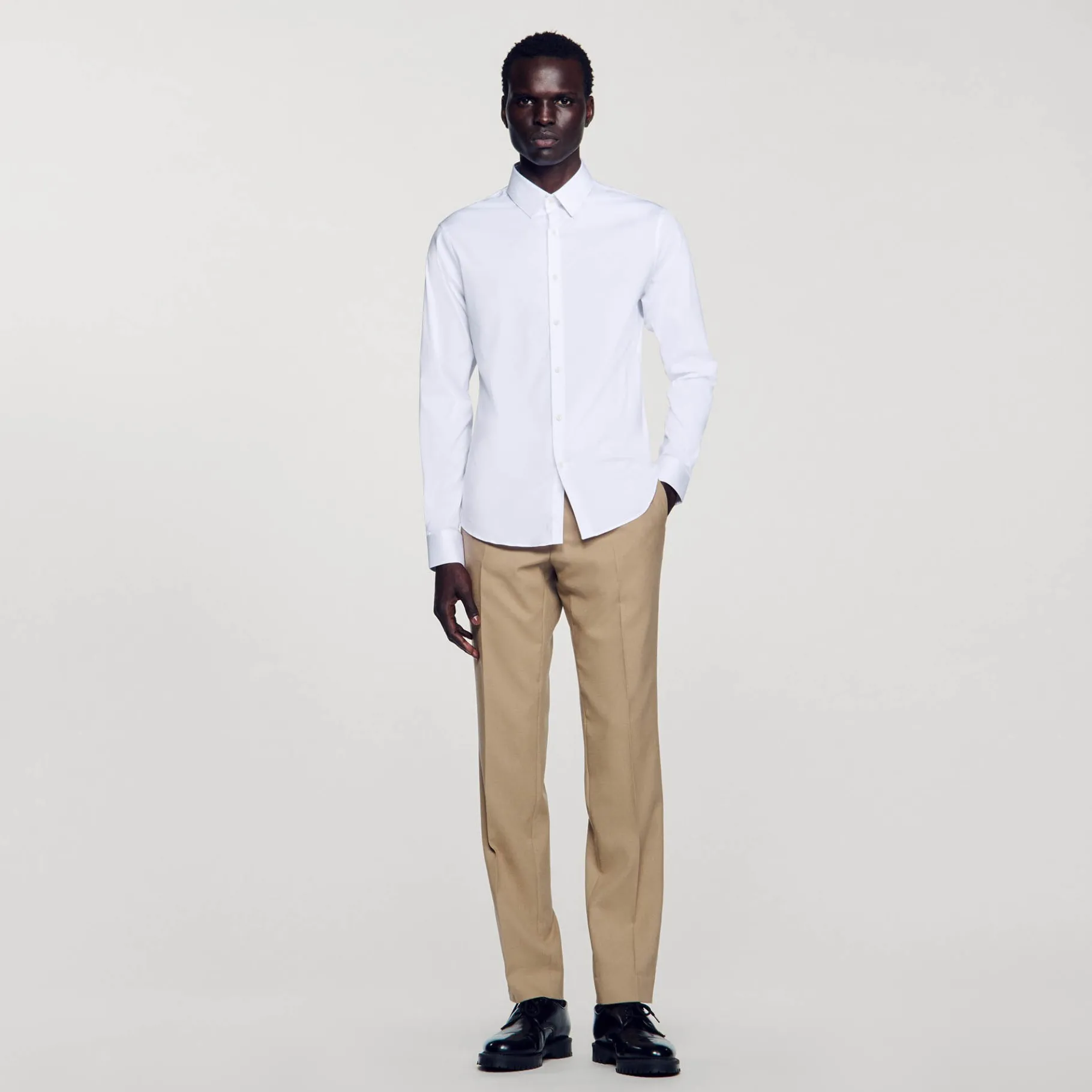 Shop SANDRO Chemise Ajustée En Coton Stretch blanc