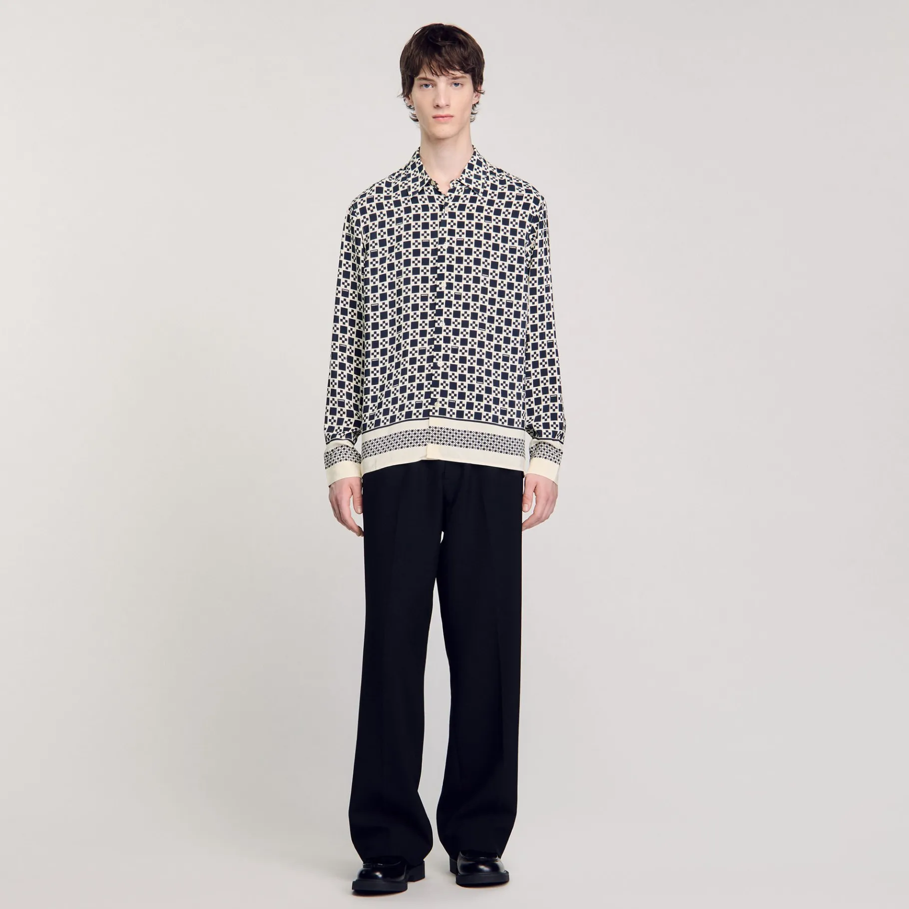 Shop SANDRO Chemise Fluide Imprimé Square Cross Marine