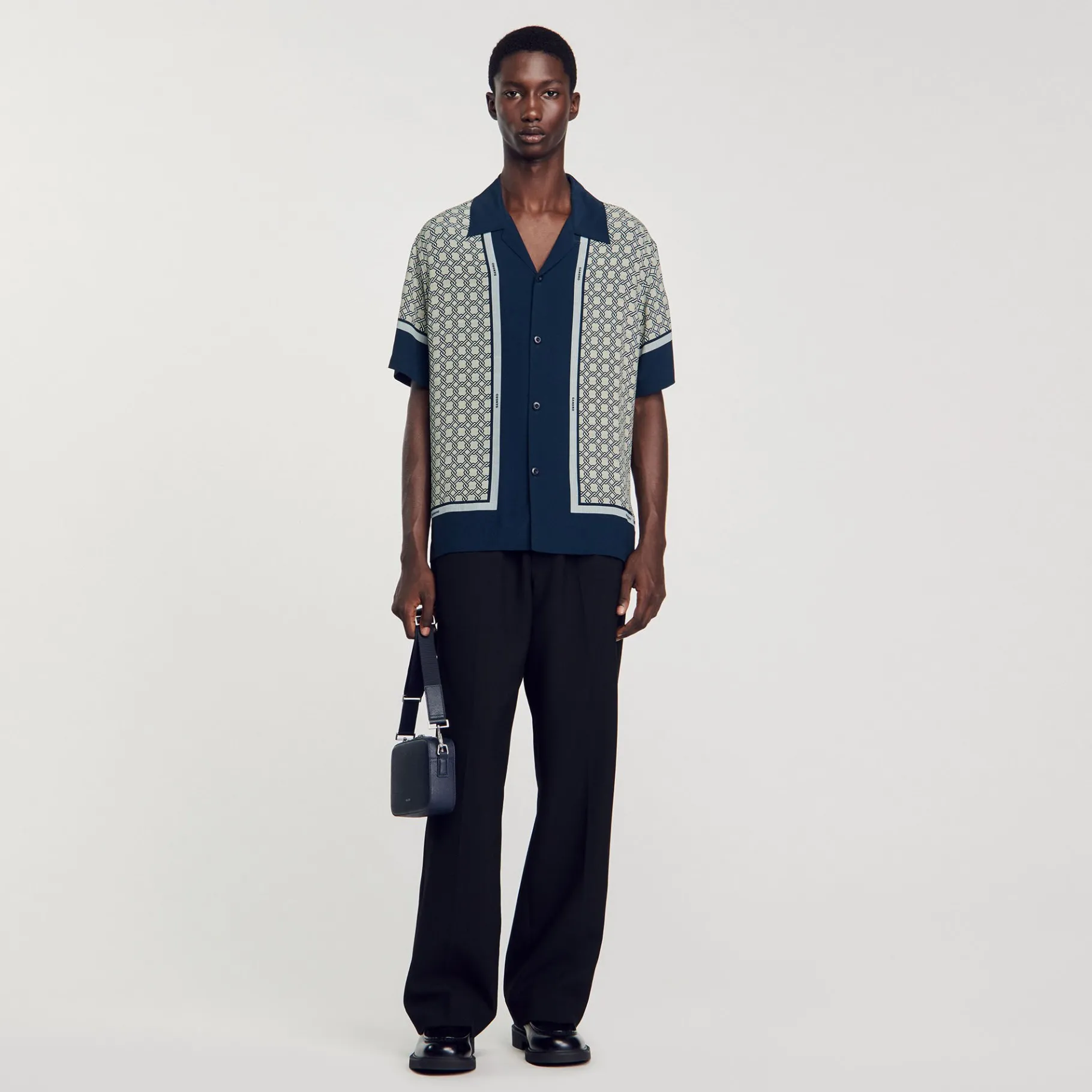 Fashion SANDRO Chemise Imprimée à Manches Courtes Bleu Foncé
