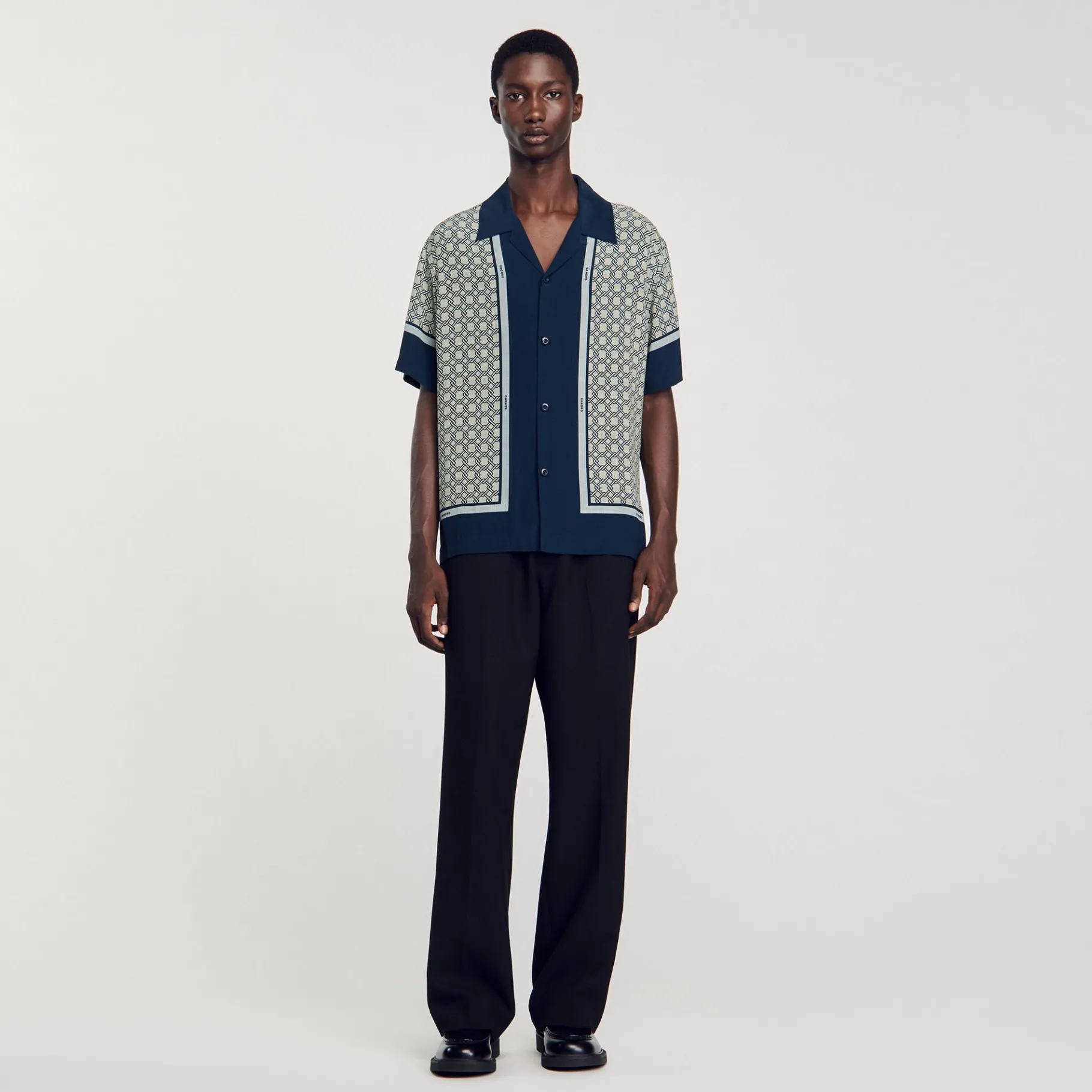 Fashion SANDRO Chemise Imprimée à Manches Courtes Bleu Foncé