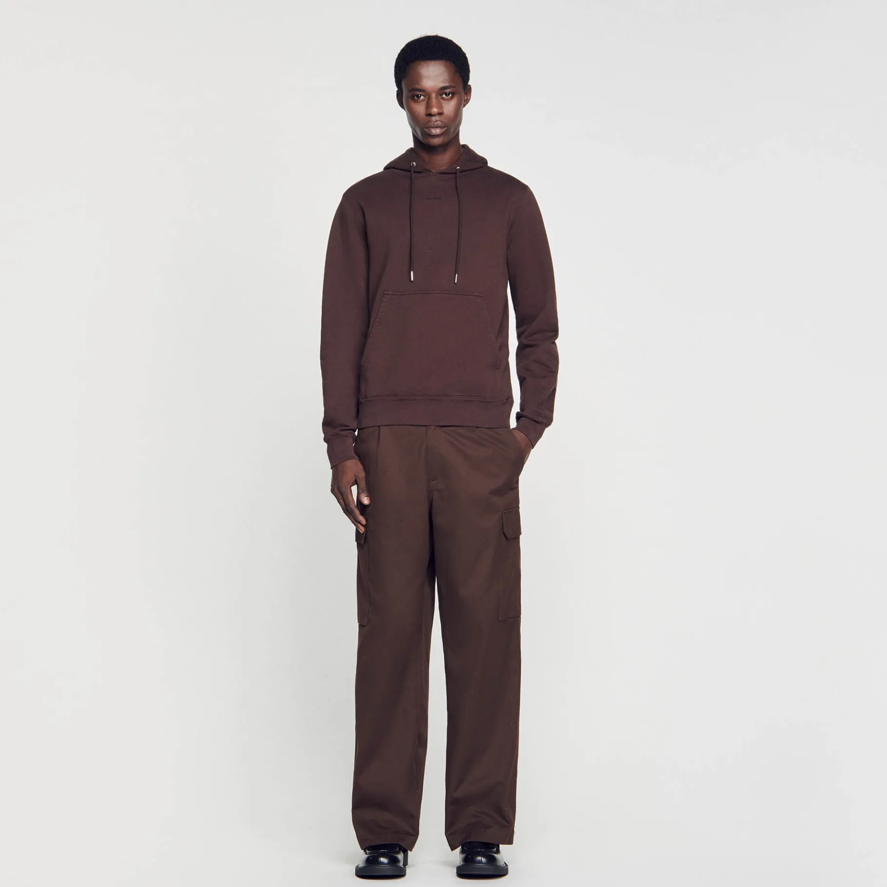 Sale SANDRO Hoodie Homme Brodé En Coton Biologique Marron Foncé