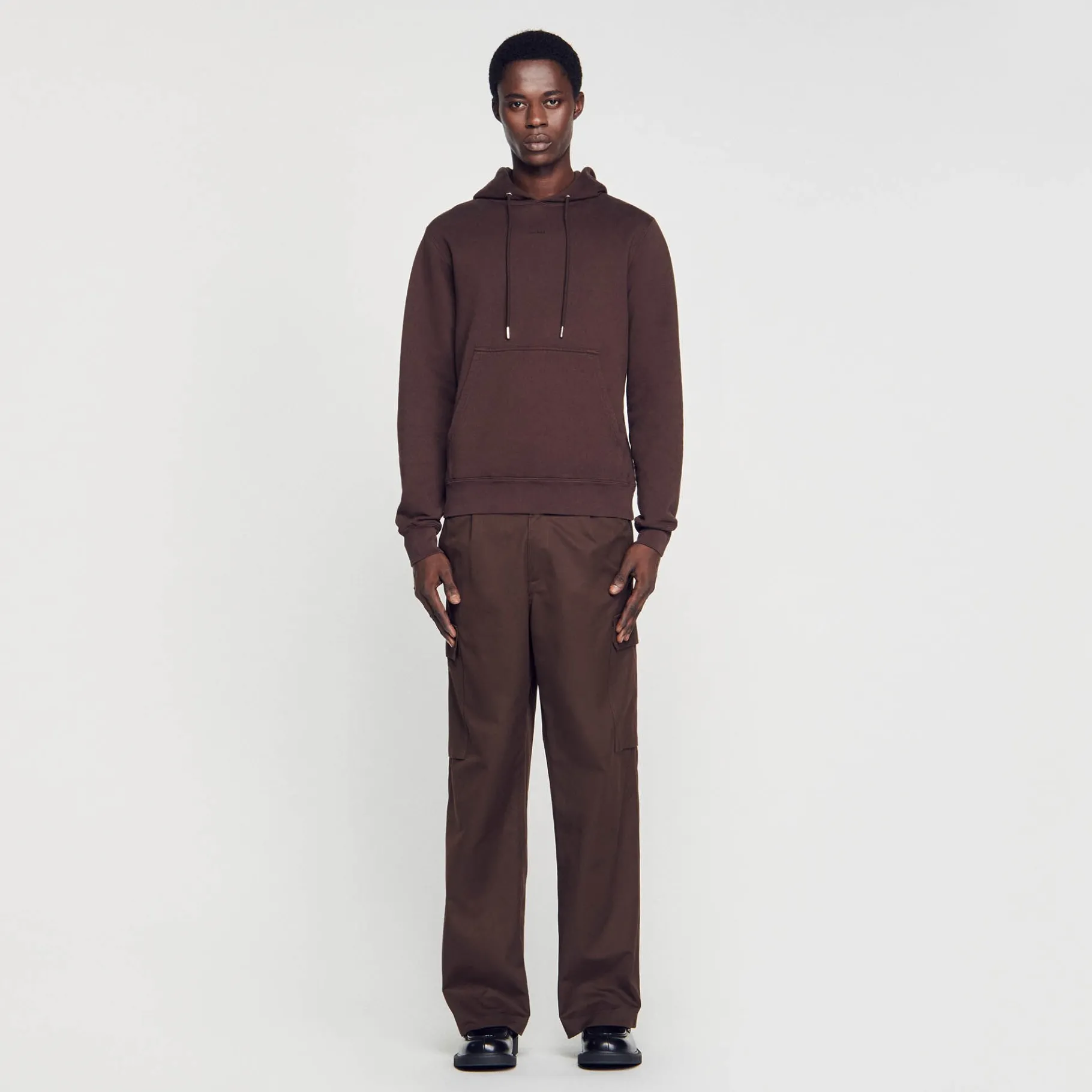 Sale SANDRO Hoodie Homme Brodé En Coton Biologique Marron Foncé