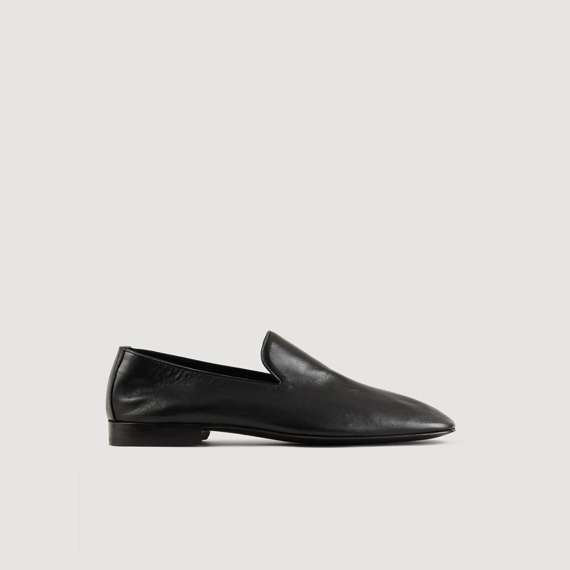 Shop SANDRO Mocassins Loafers En Cuir Noir