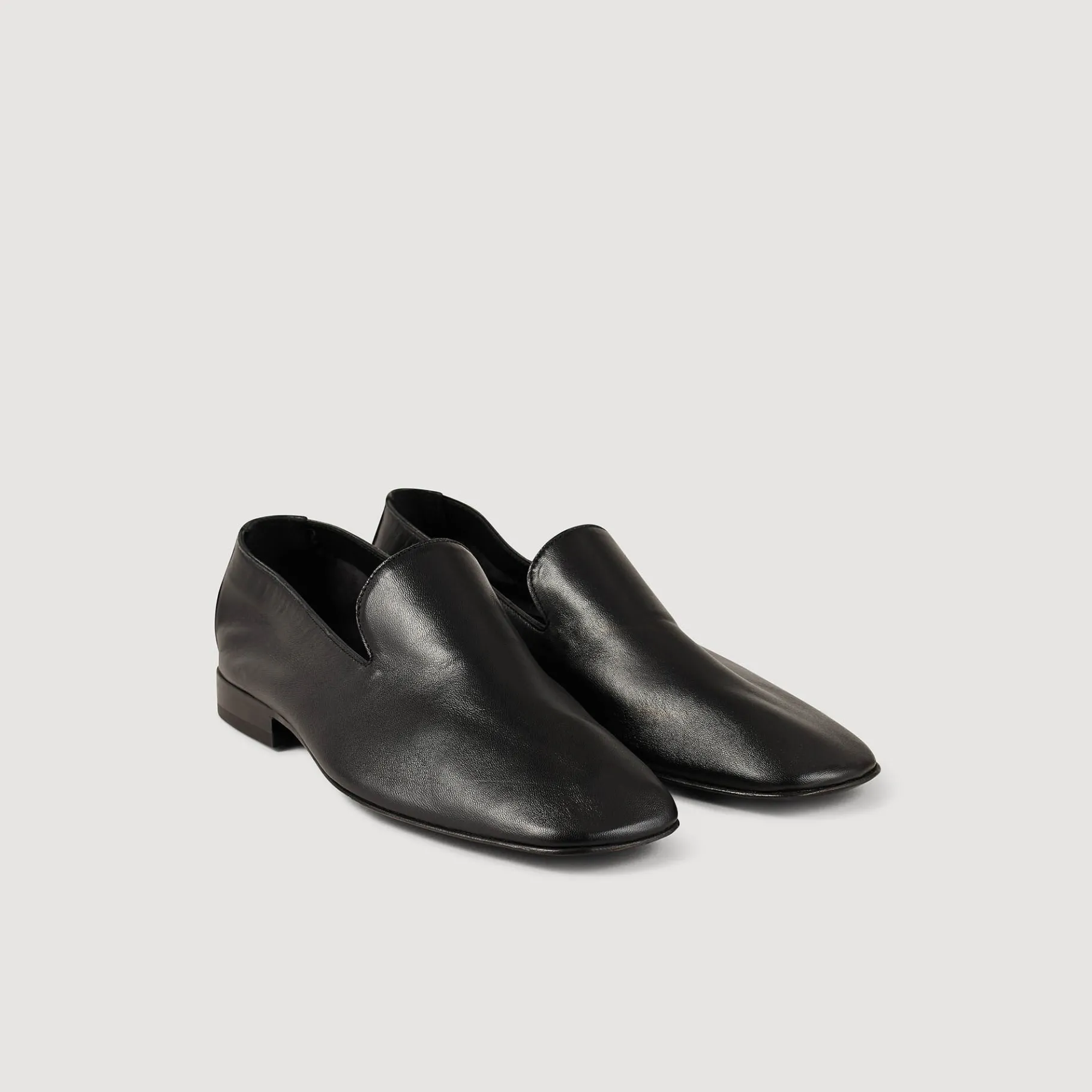 Shop SANDRO Mocassins Loafers En Cuir Noir