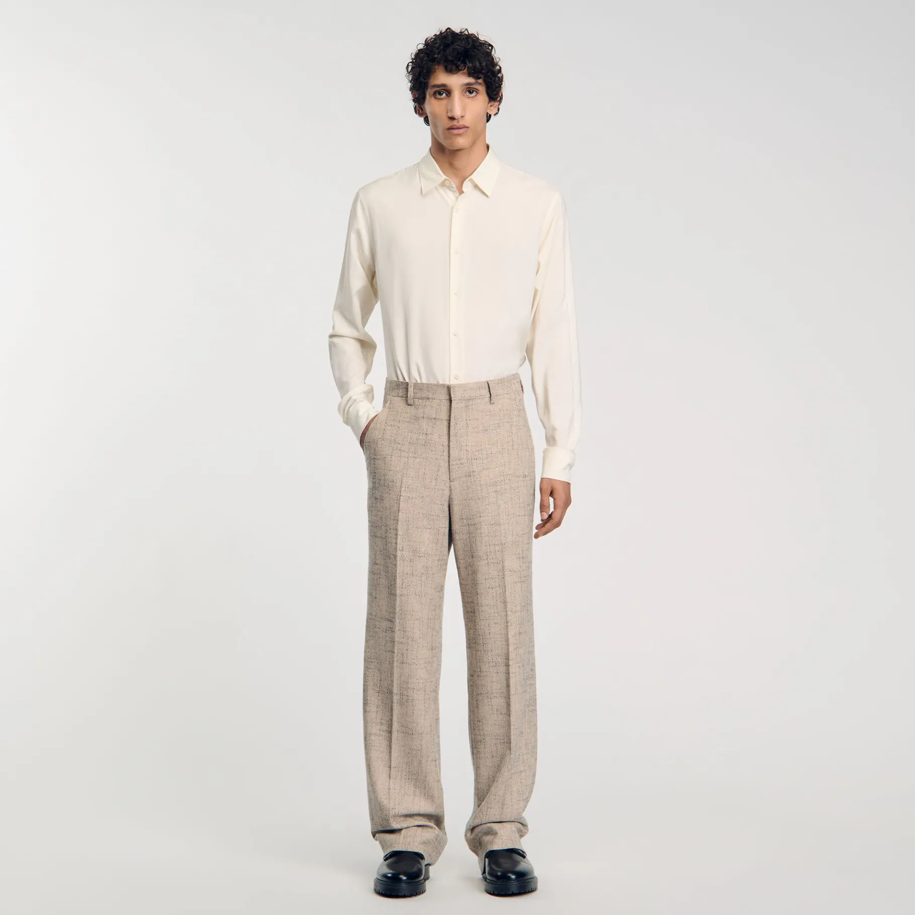 Shop SANDRO Pantalon De Costume Beige