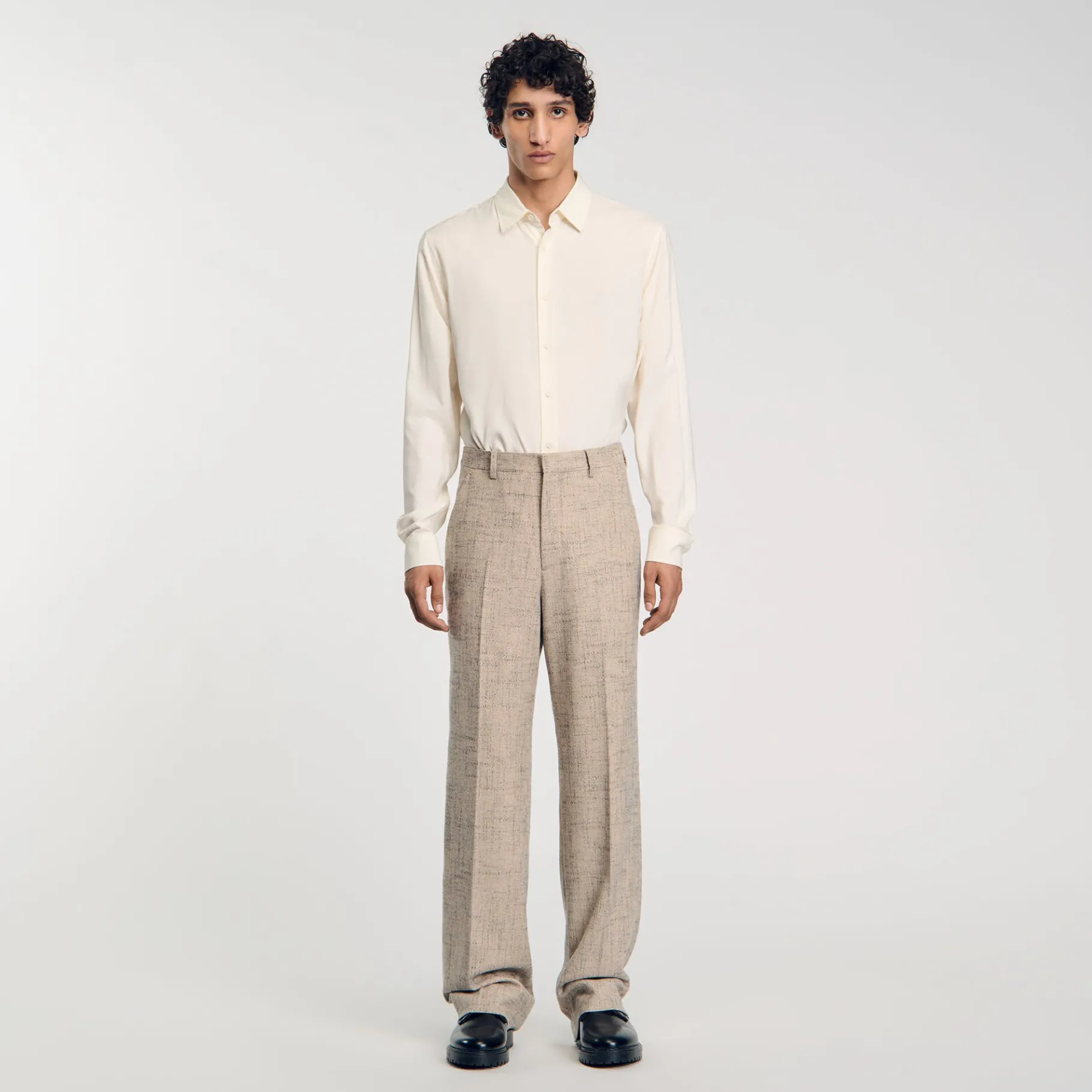 Shop SANDRO Pantalon De Costume Beige