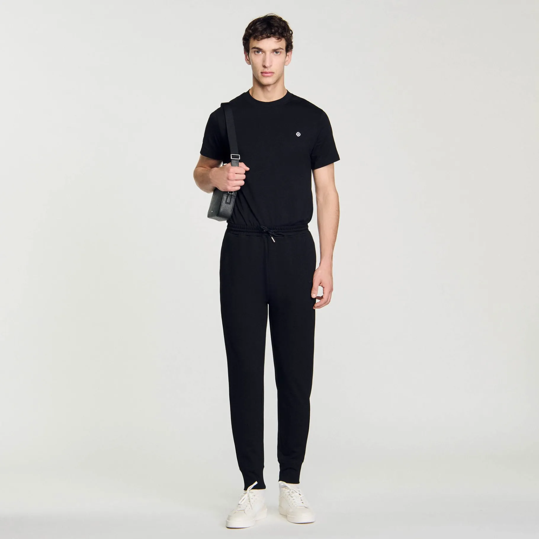 Shop SANDRO Pantalon De Jogging En Maille Noir