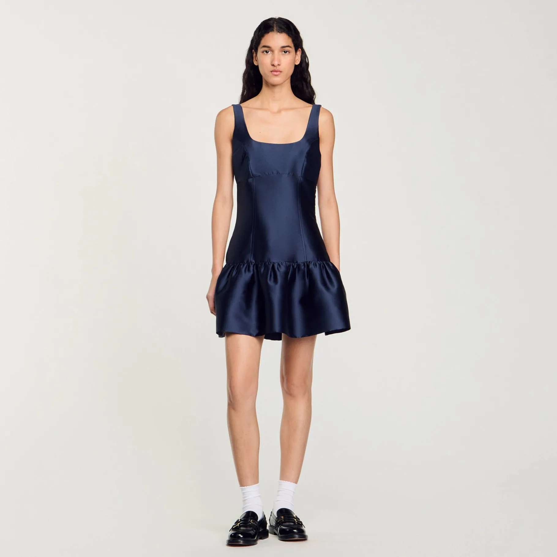 Shop SANDRO Robe Courte En Satin Bleu Nuit