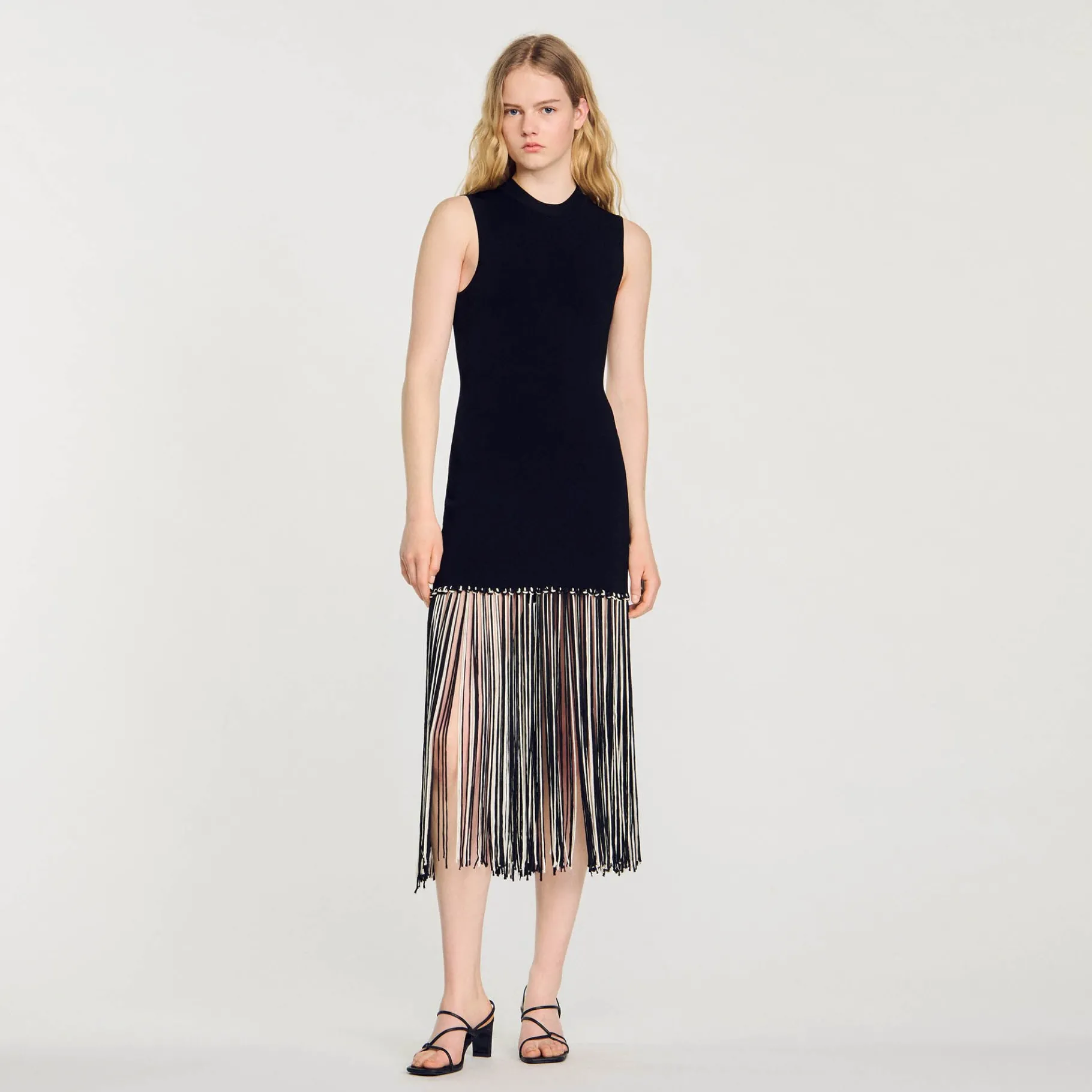 Shop SANDRO Robe Frangée Noir / Ecru