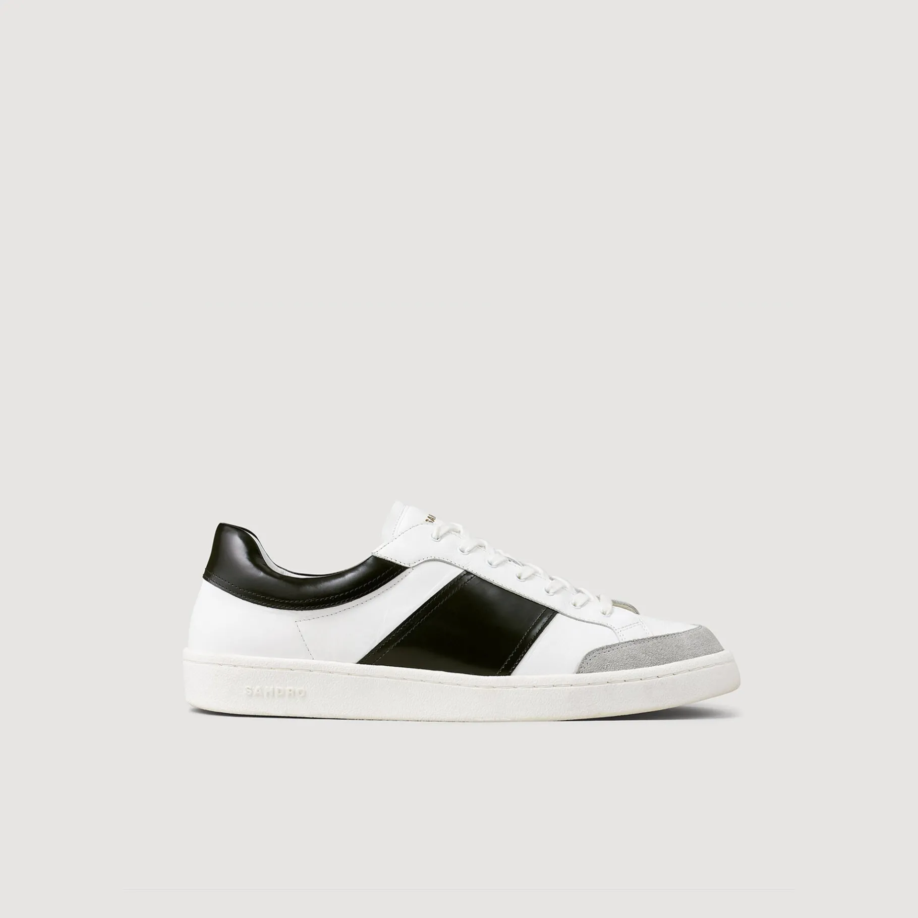 Shop SANDRO Sneakers Basses En Cuir Blanc / Noir