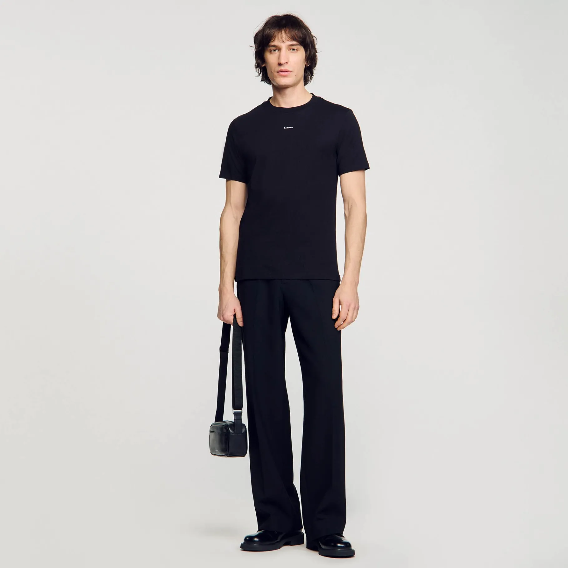 Shop SANDRO Tee-shirt à Manches Courtes Noir