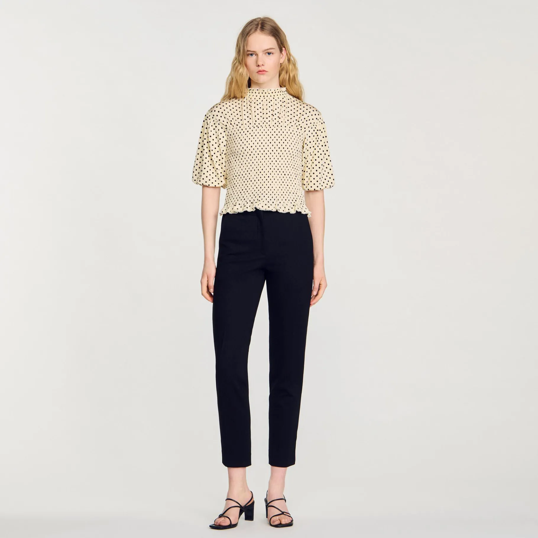 Cheap SANDRO Tee-shirt Smocké à Pois Ecru / Noir